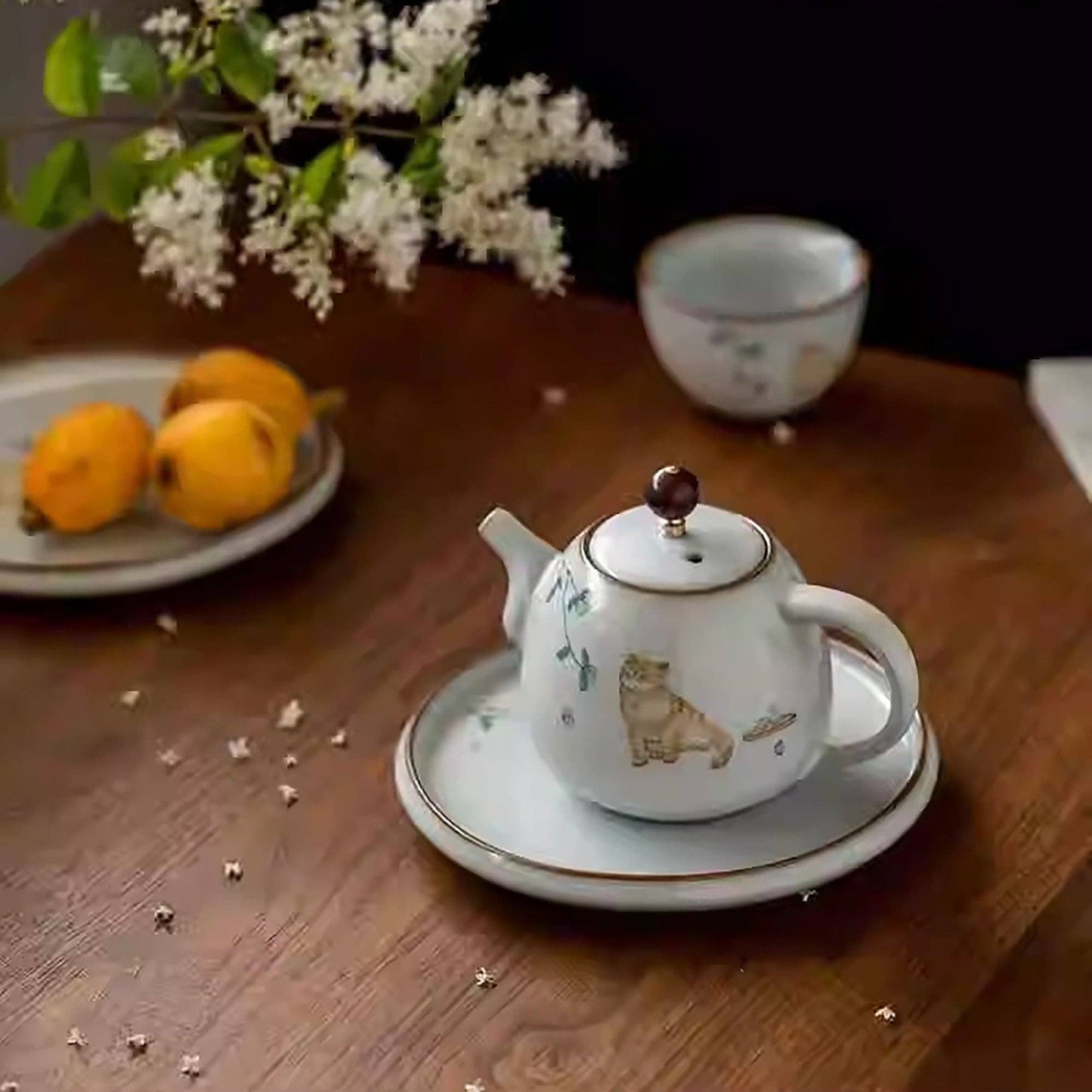 Ru porcelain teapot with hand-drawn cat pattern