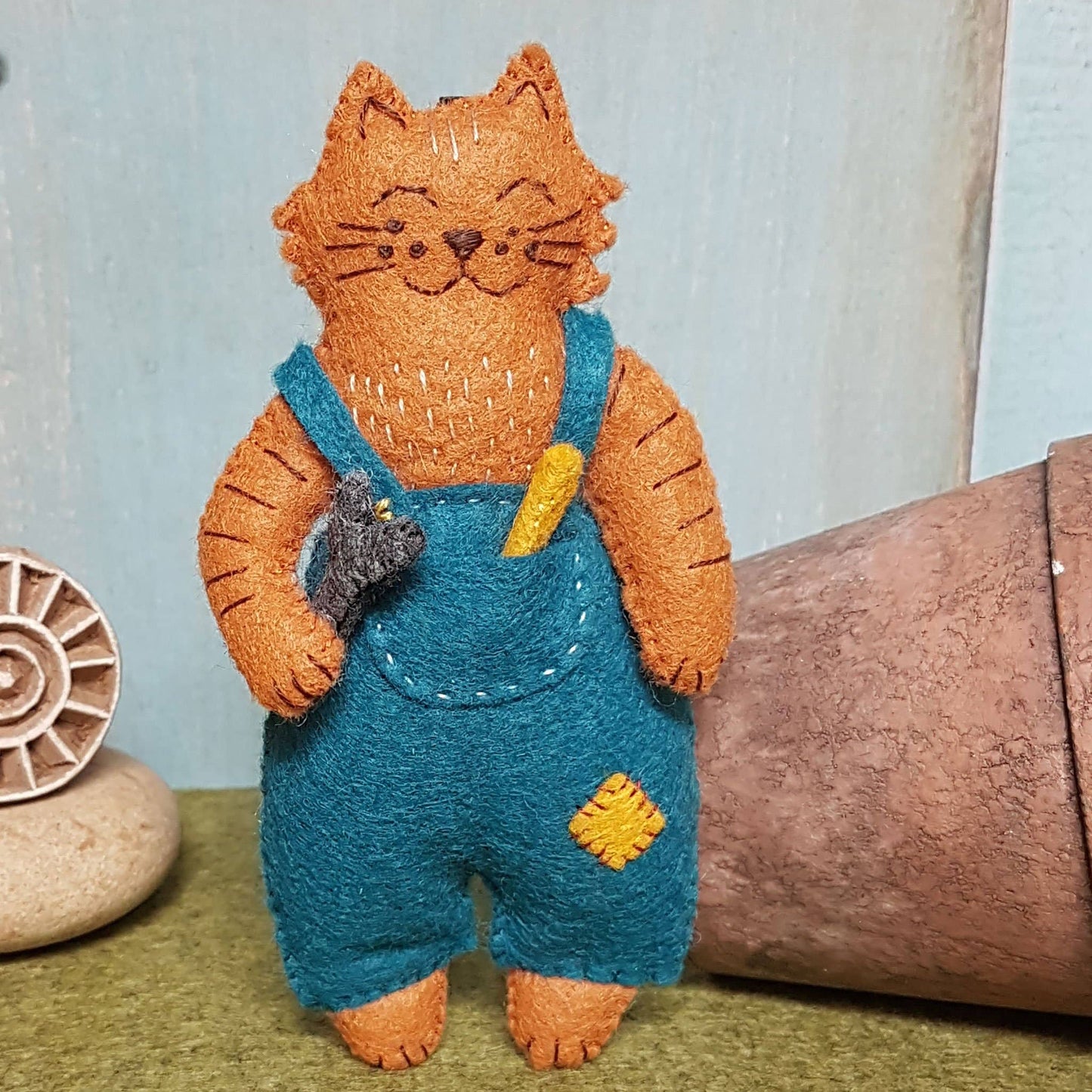 Mr. Cat Mechanic - Felt Craft Mini Kit