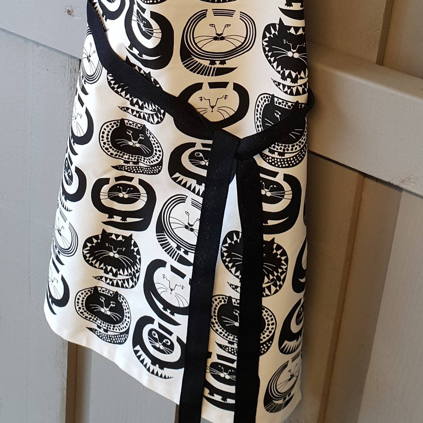 Cat Patterned Apron