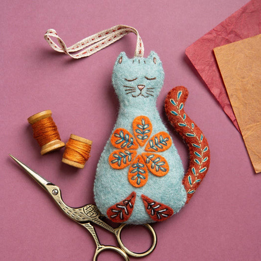 Folk Cat - Felt Craft Mini Kit