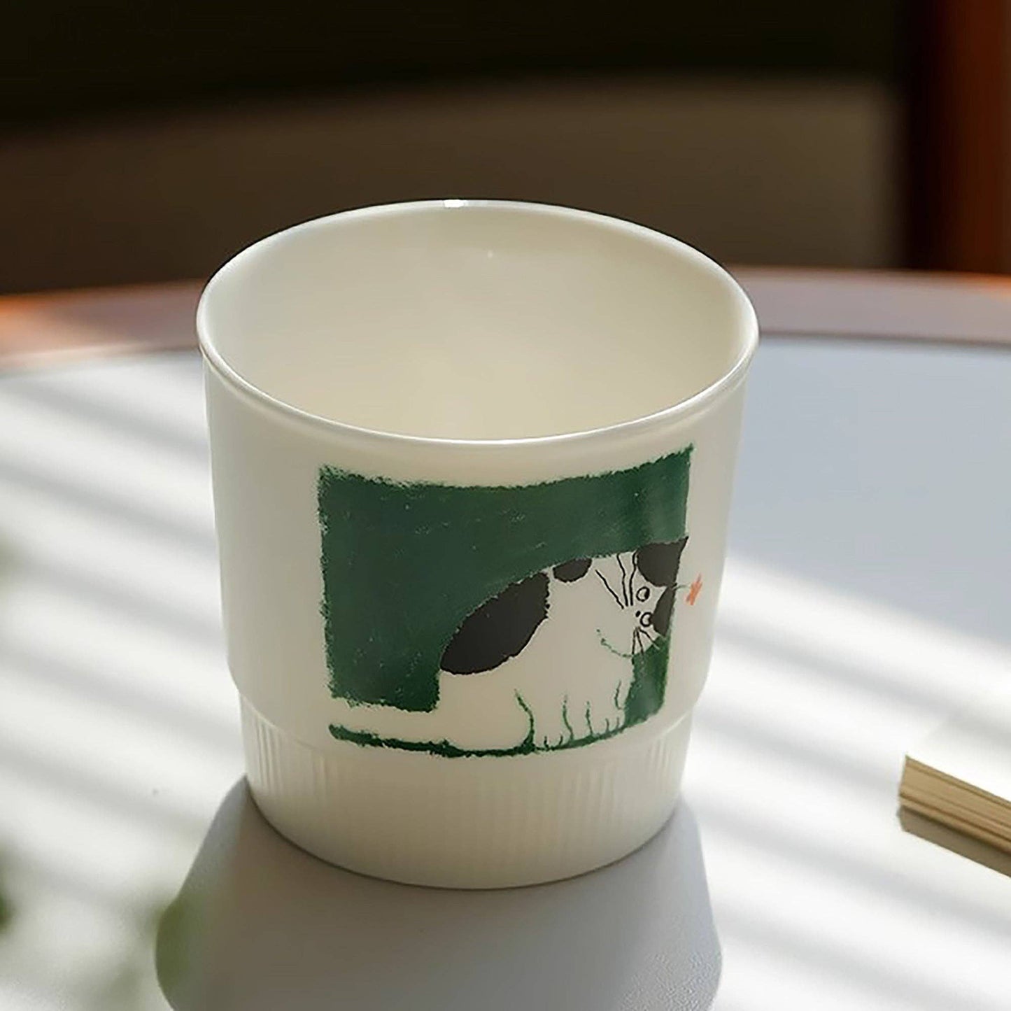 Ceramic mug set with cute cat designs