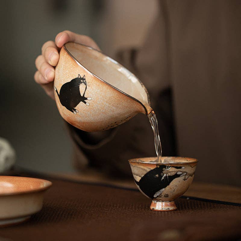 Gohobi Handmade Black Ink Hand-painted Cat Pitcher