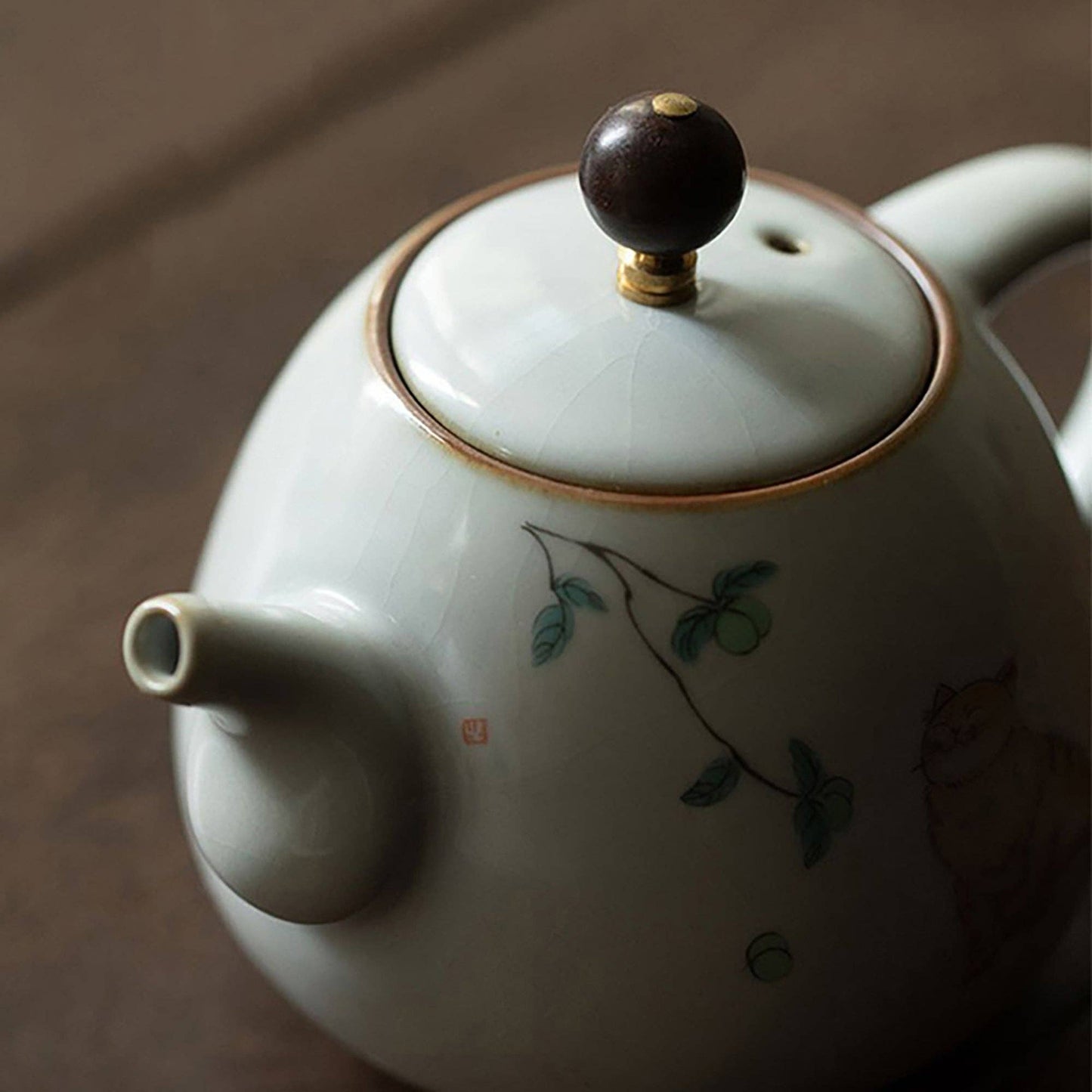 Ru porcelain teapot with hand-drawn cat pattern