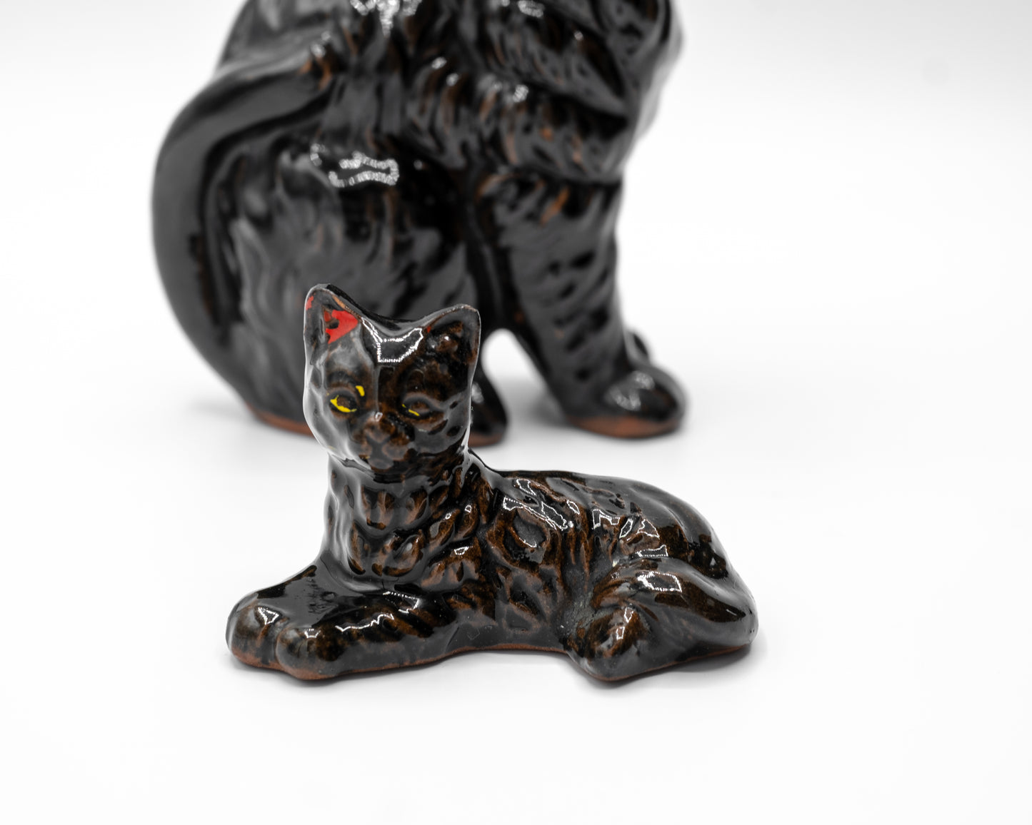 Vintage Mother and Kitten Figurines