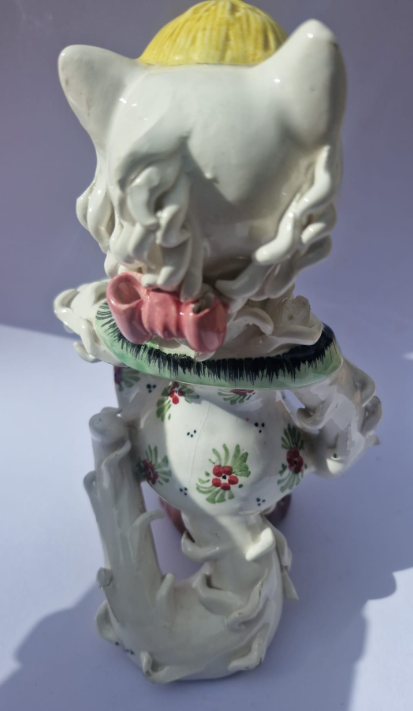 Vintage Theatrical Style Ceramic Cat