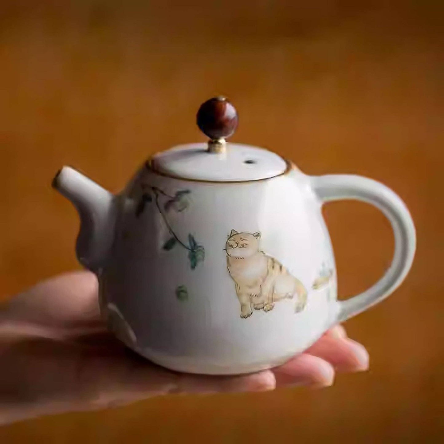 Ru porcelain teapot with hand-drawn cat pattern