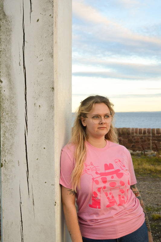 Cowboy Cat T-shirt - Bubblegum Colour