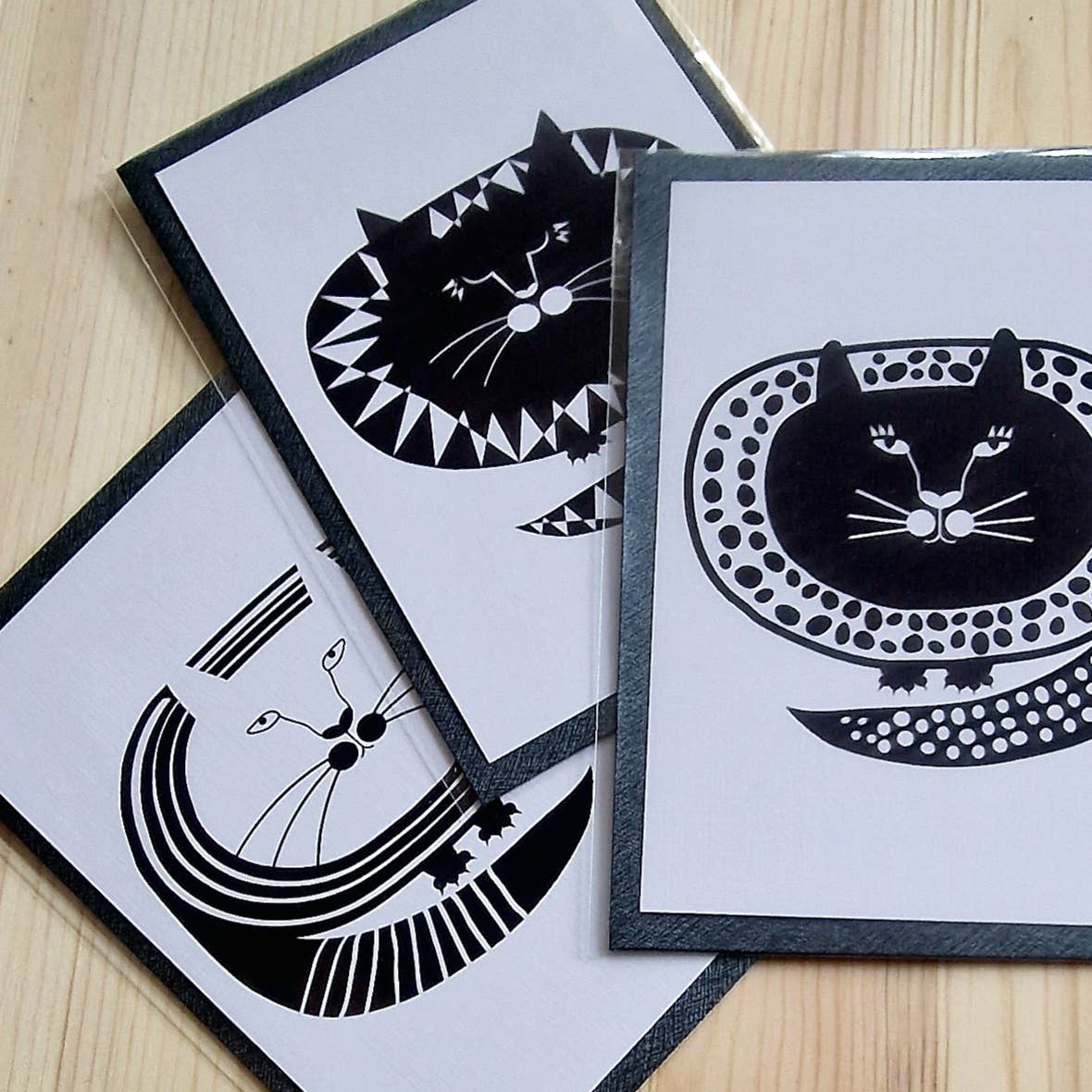 CAT CARDS WITH METALLIC ENVELOPE